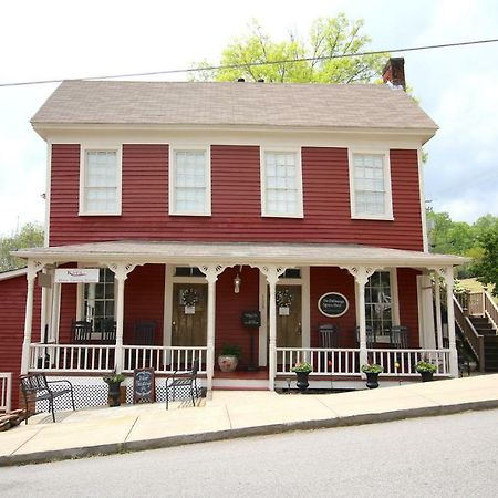 The Dahlonega Square Hotel & Villas Exterior photo