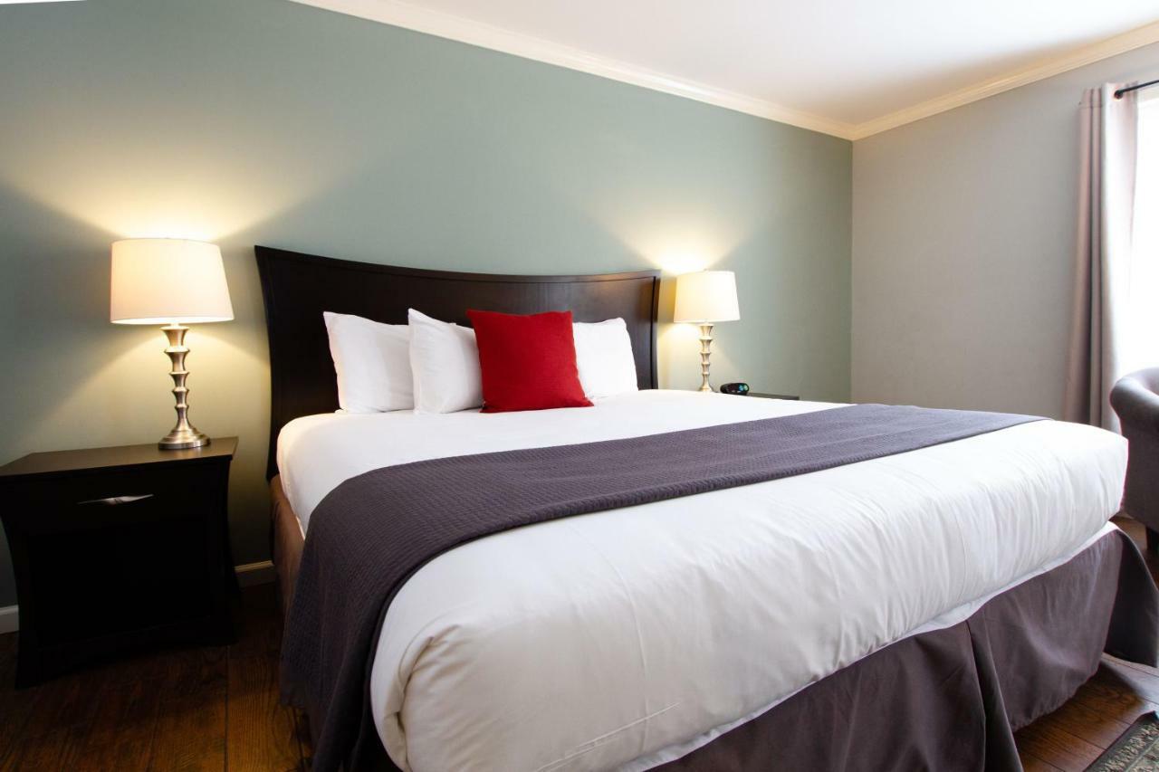 The Dahlonega Square Hotel & Villas Exterior photo