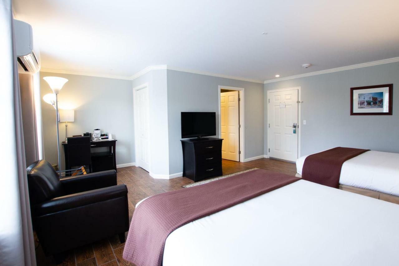 The Dahlonega Square Hotel & Villas Exterior photo