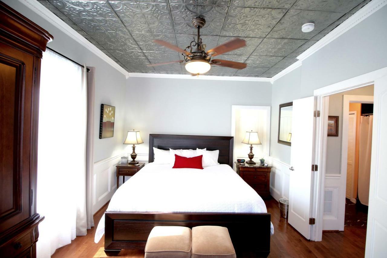The Dahlonega Square Hotel & Villas Room photo